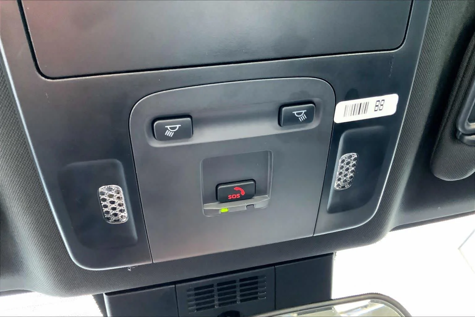 2025 Toyota Camry SE - Photo 32
