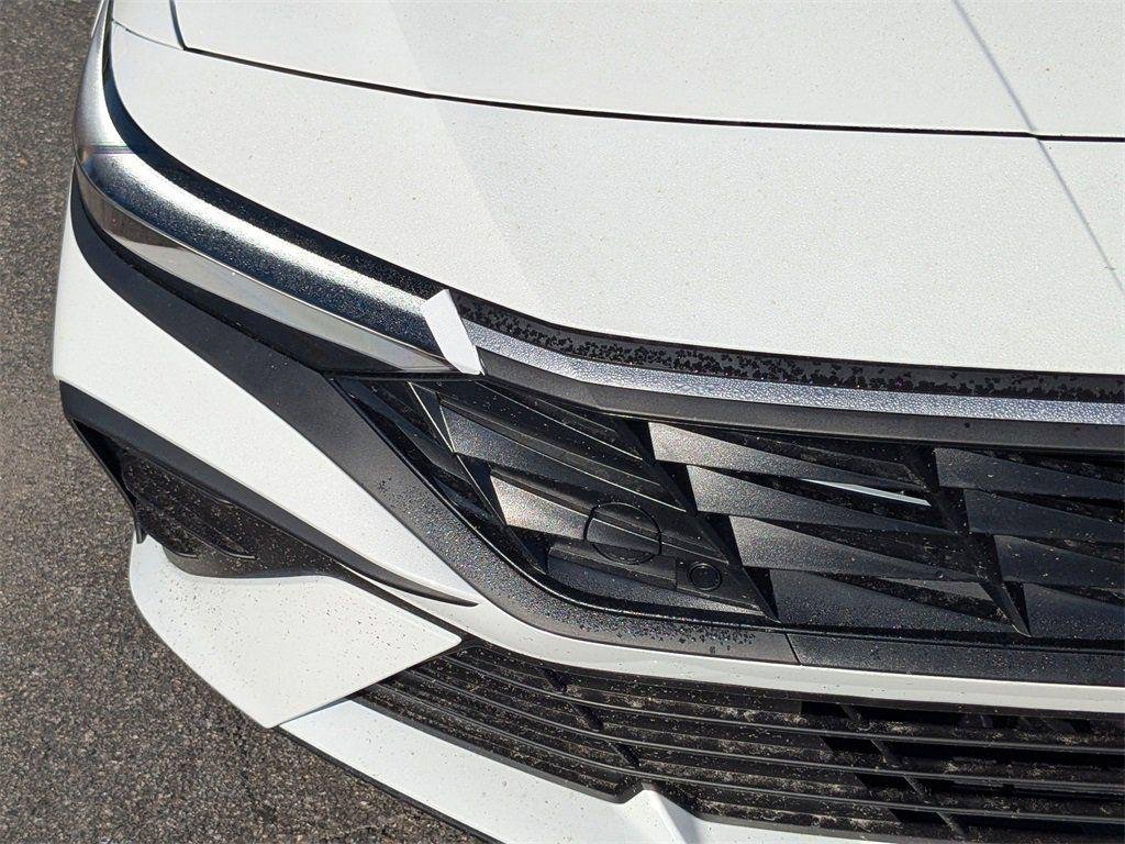 New 2026 White Hyundai SEL Sport image 9