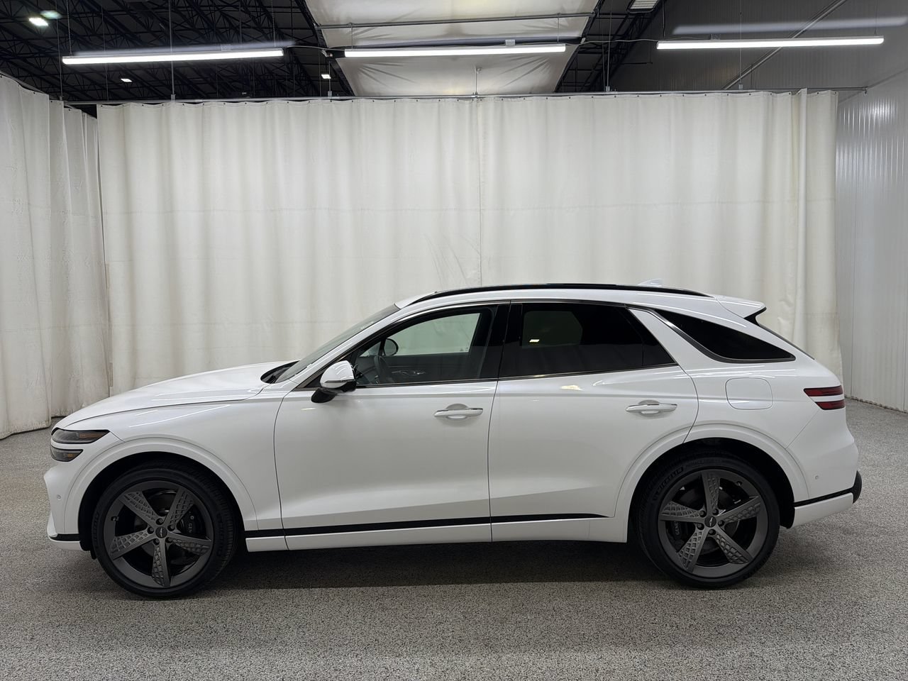 2023 GENESIS GV70 Standard - Photo 6