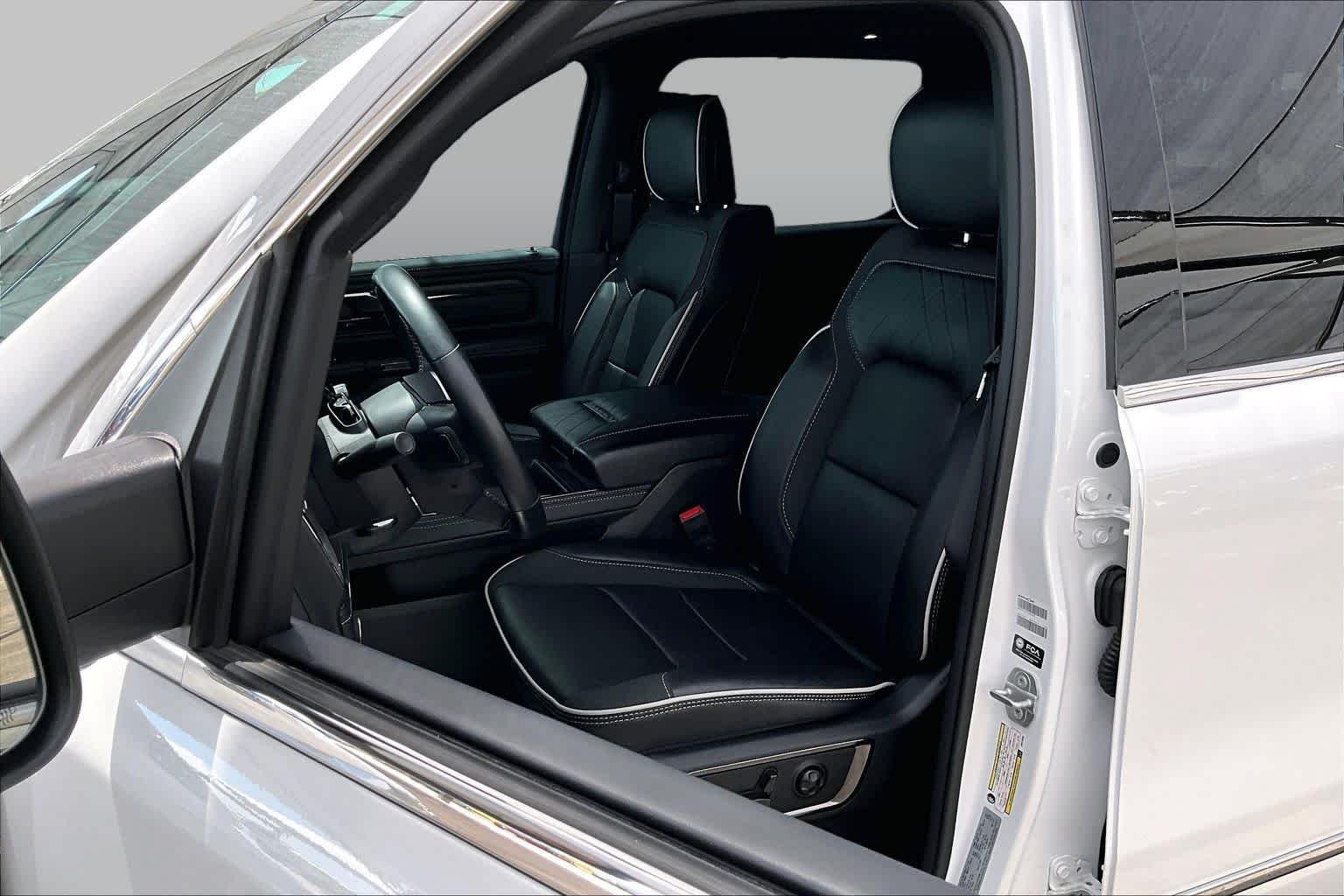 Used 2025 Ivory White Tri-Coat Pearlcoat Ram Limited image 8