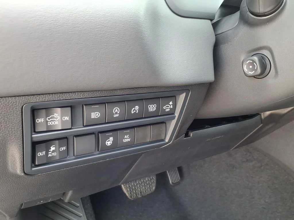 2026 Toyota Tundra Platinum - Photo 16
