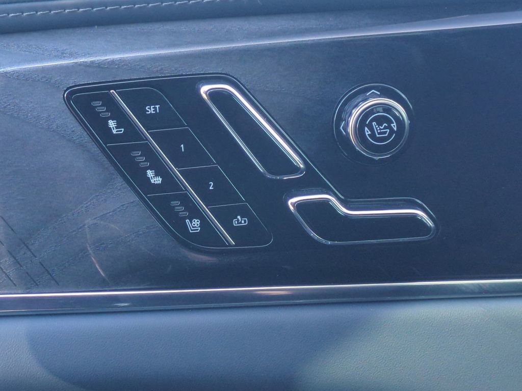 2025 Cadillac Escalade IQ Sport 2 - Photo 24