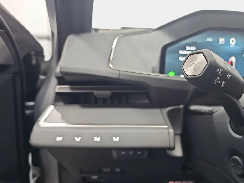 New 2026 Iridium Lexus PREMIUM AWD image 25