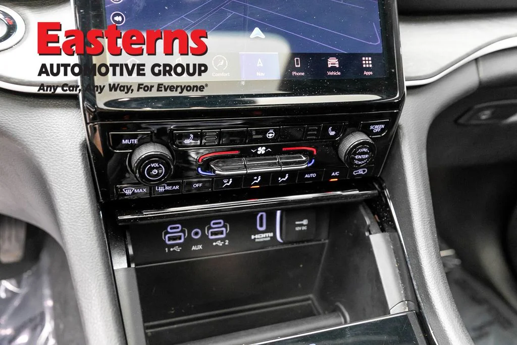 Used 2023 White Jeep 4xe image 20