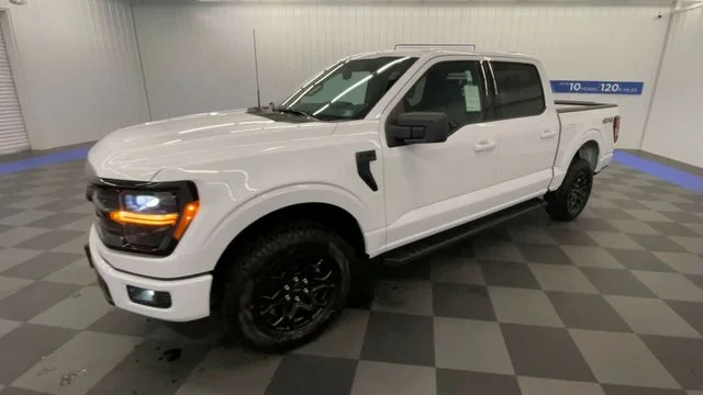 New 2026 White Ford XLT image 4