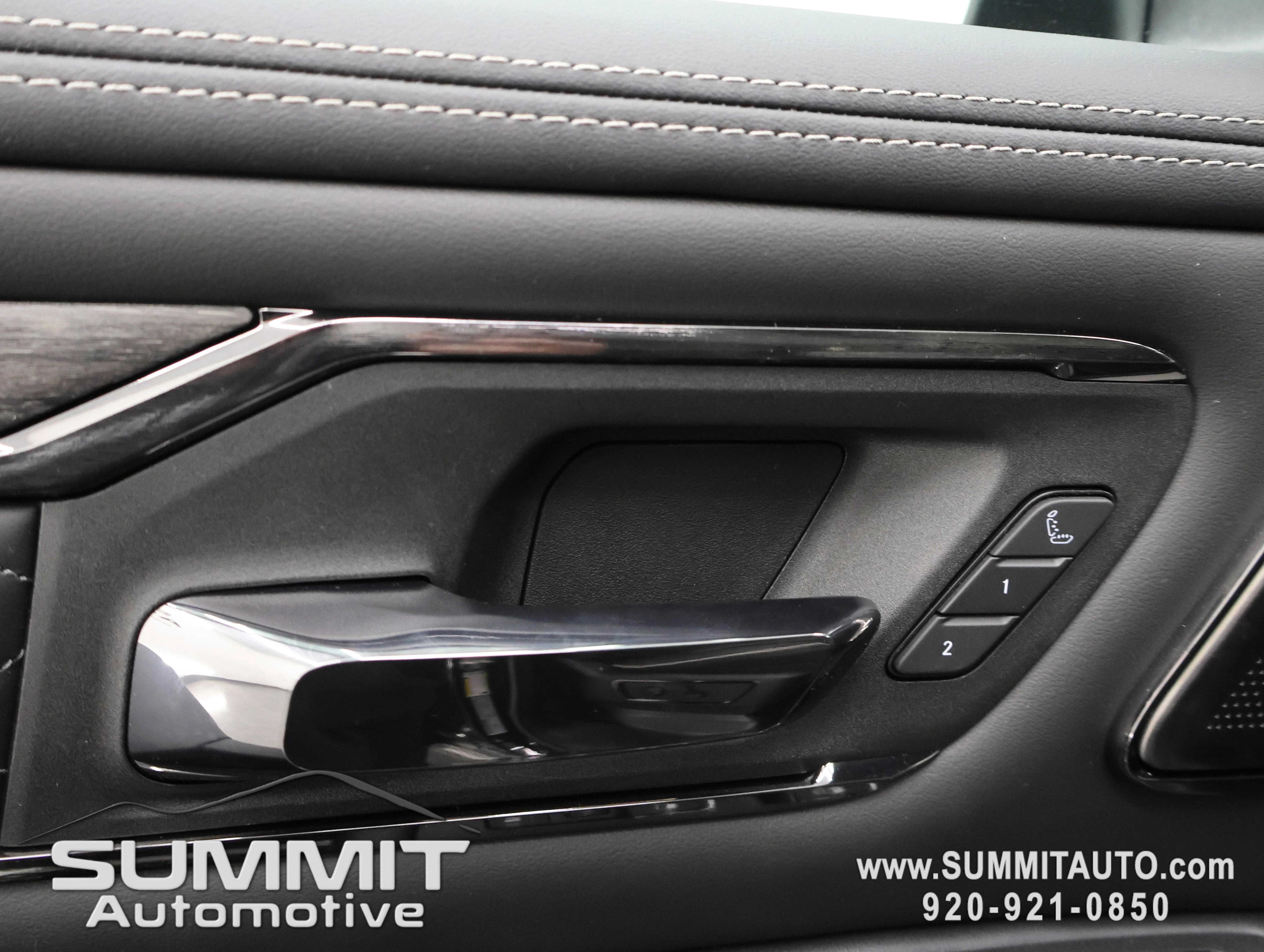 New 2026 Diamond Black Crystal Pearl-Coat Exterior Paint RAM Limited image 51