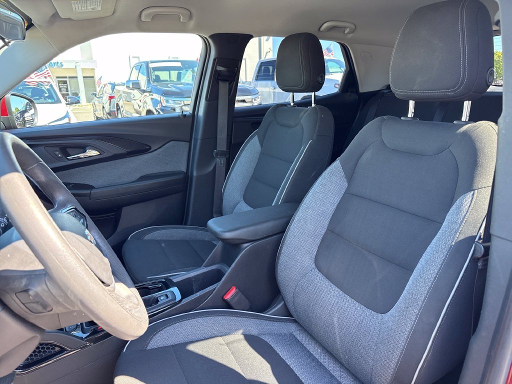 Used 2023 Red Chevrolet LT image 12