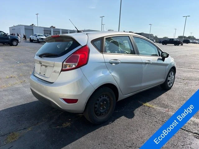 Used 2016 Ingot Silver Ford SE image 5
