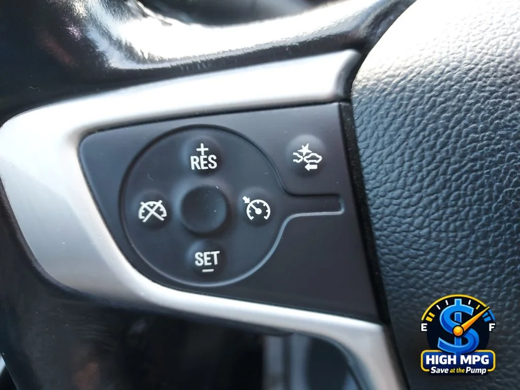 Used 2017 Silver GMC SLT-2 image 23