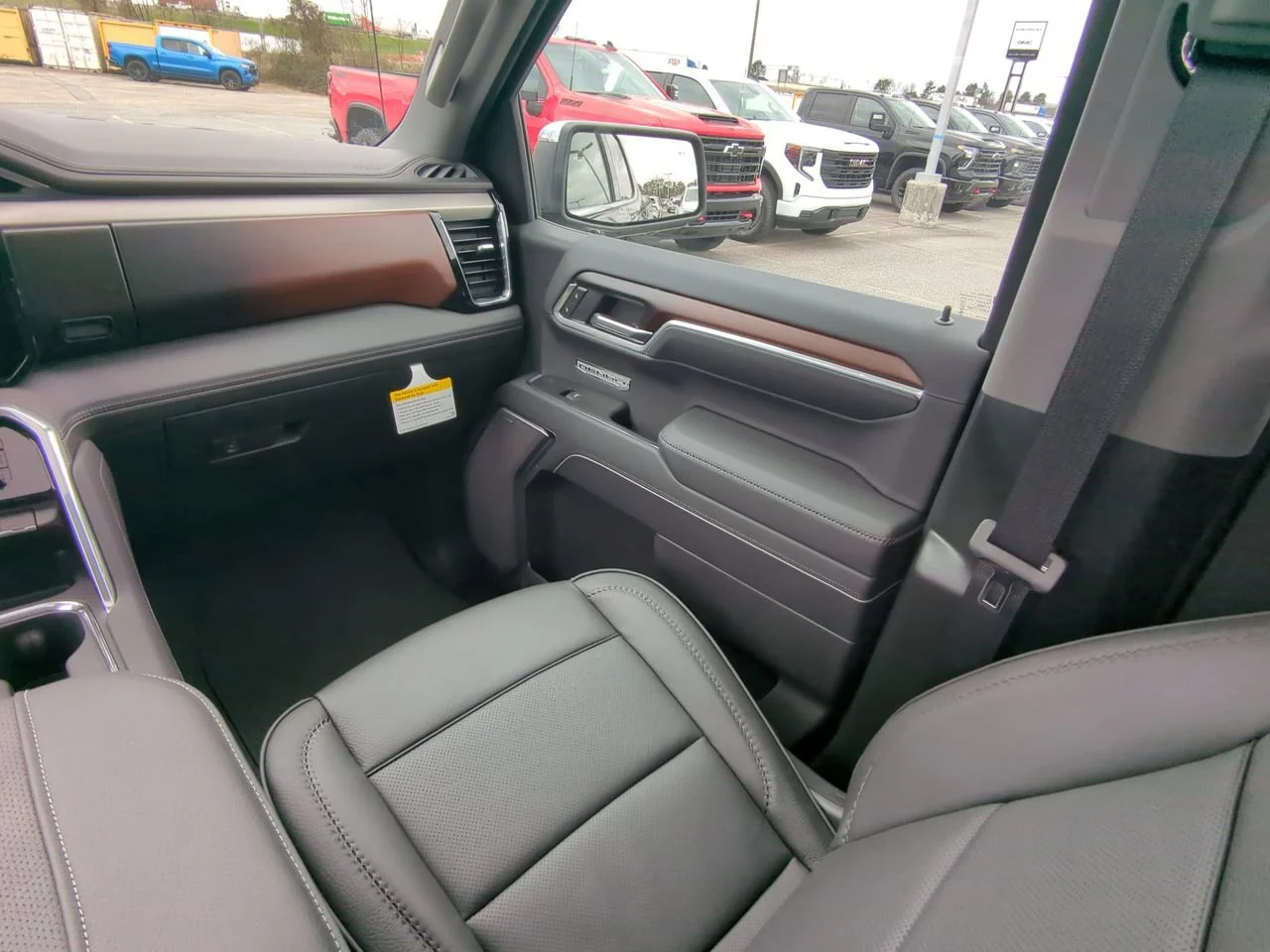 2026 GMC Sierra 1500 Denali - Photo 16