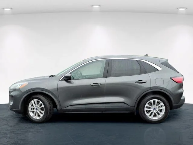Used 2020 Gray Ford SE image 16