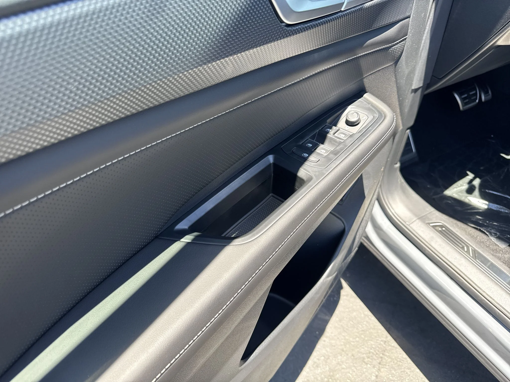 New 2026 Pure Gray Volkswagen 2.0T SEL Premium R-Line image 13