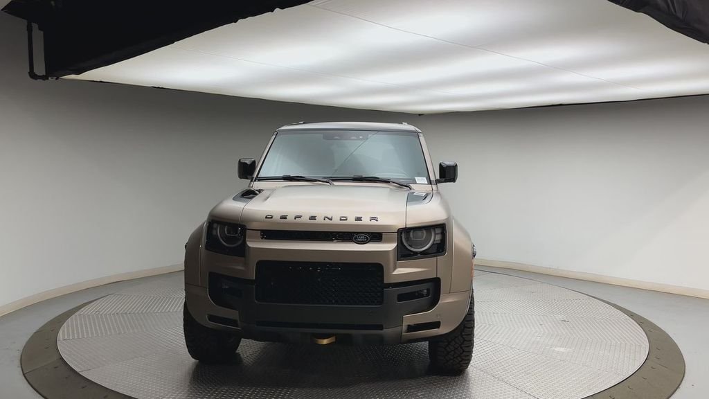 New 2026 Petra Copper Land Rover OCTA image 7