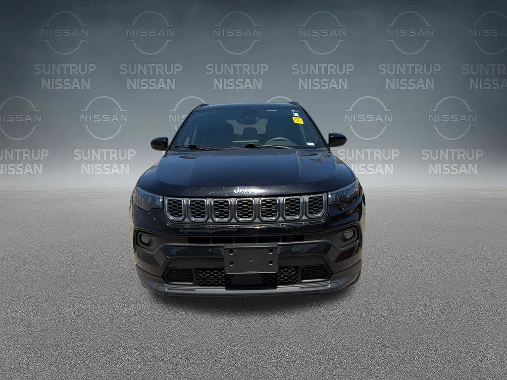 Used 2024 Black Jeep Latitude Lux image 40