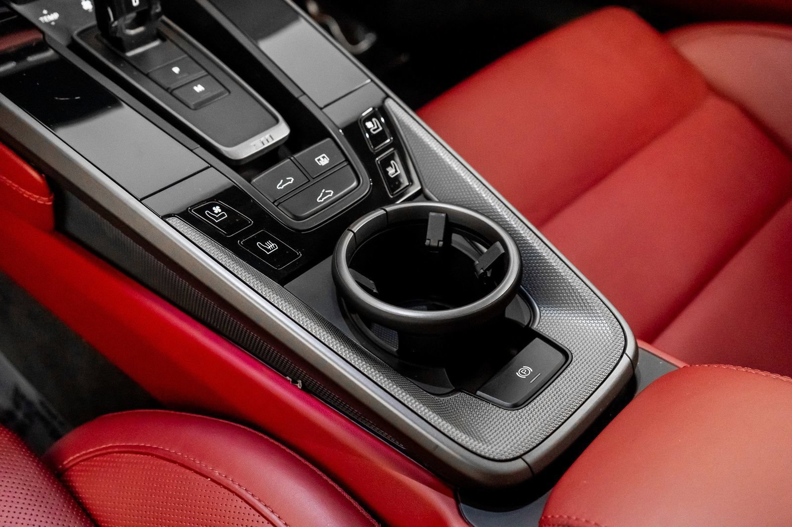 Used 2023  Porsche Carrera 4S image 34
