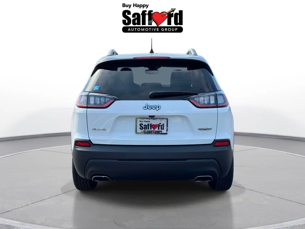 Used 2021 Bright White Clearcoat Jeep Latitude Lux image 7