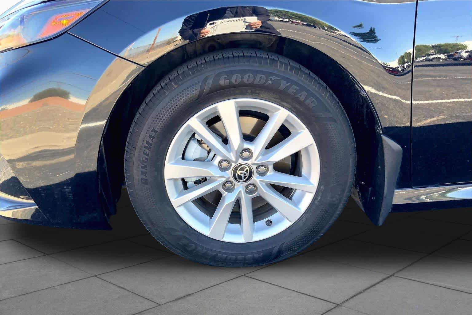 Used 2025 Midnight Black Metallic Toyota LE image 10