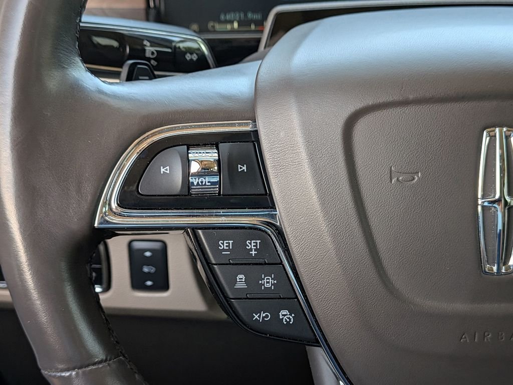 Used 2024 Blue Lincoln Reserve image 22