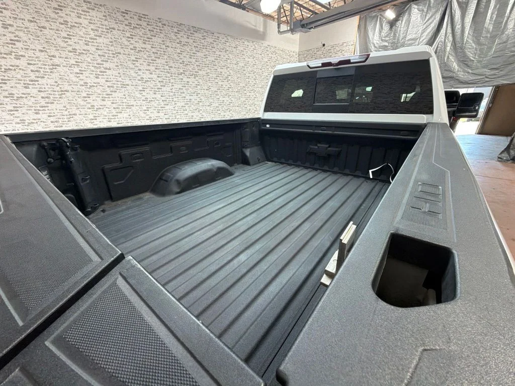Used 2023 Summit White Chevrolet LTZ image 13