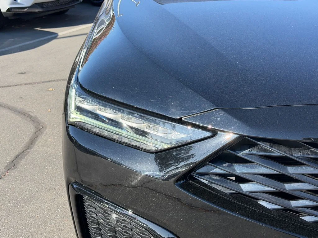 Certified Used 2025 Majestic Black Pearl Acura A-Spec image 5