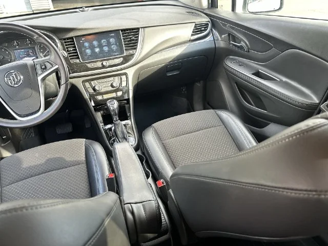 Used 2021 White Buick Preferred image 27