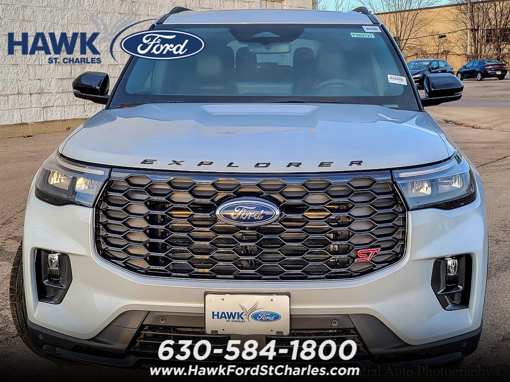 New 2026 Space White Metallic Ford ST image 4