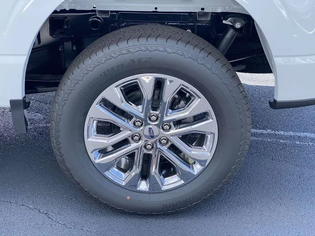 New 2026 Avalanche Ford Lariat image 4