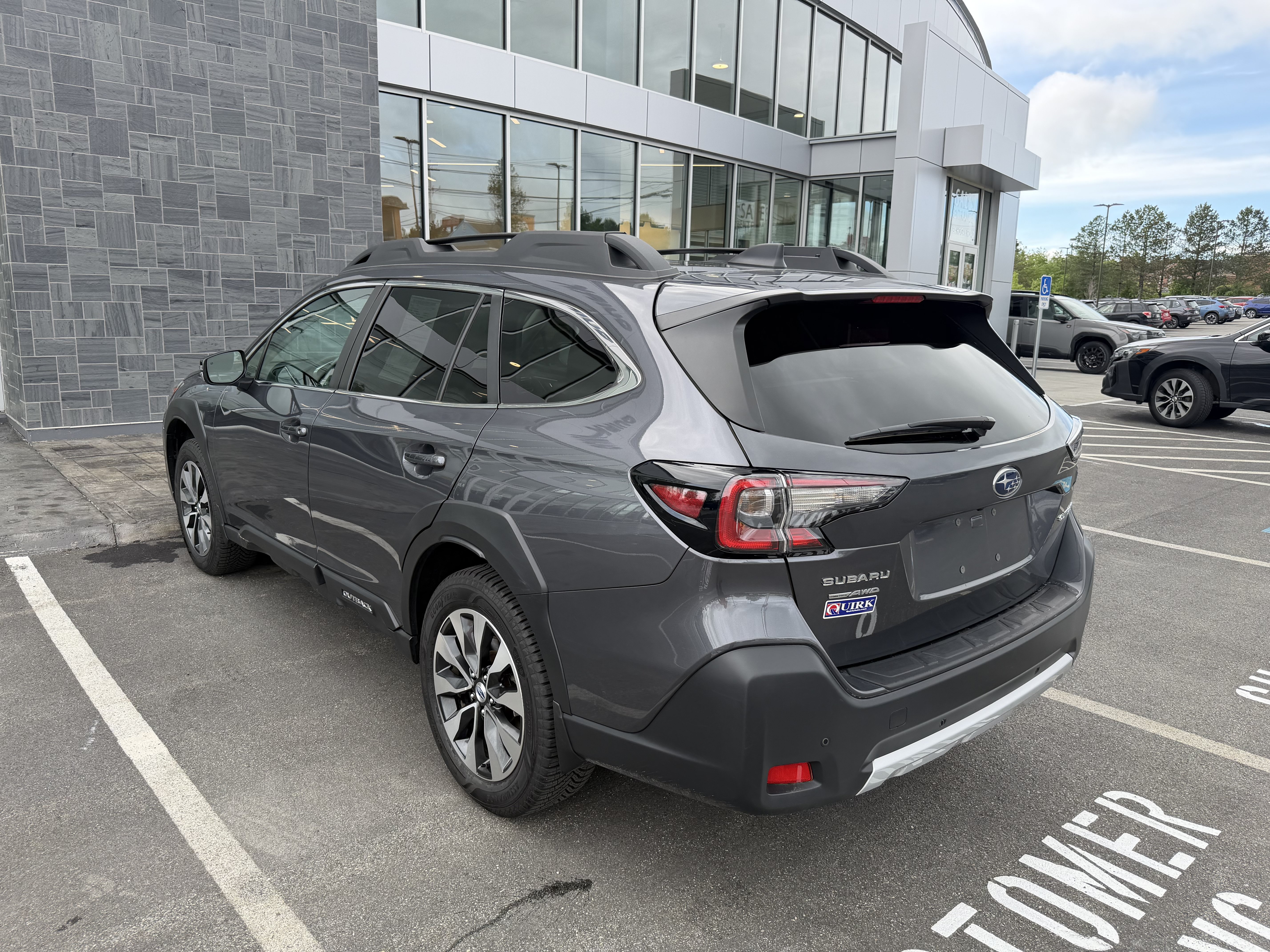 Used 2024 Magnetite Gray Metallic Subaru Limited image 3