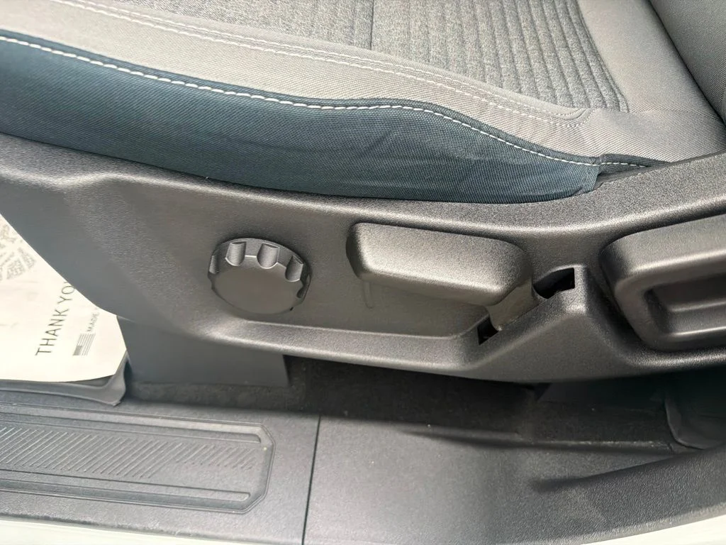 Certified Used 2023 Cactus Green / Gray Ford Outer Banks image 27