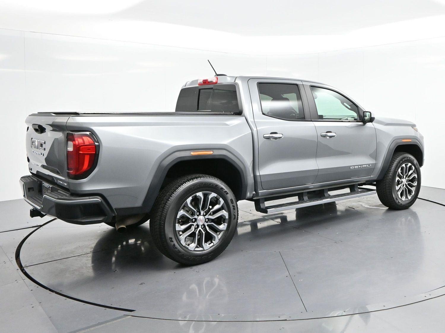 Used 2023 Sterling Metallic GMC Denali image 7