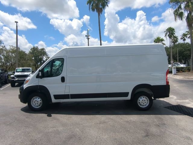 Used 2025 White Ram High Roof image 8