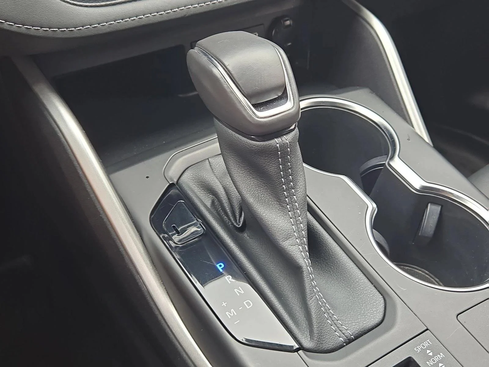Used 2023 Wind Chill Pearl Toyota XSE image 12