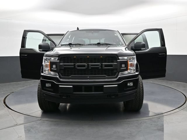 Used 2020 Black Ford XLT image 31