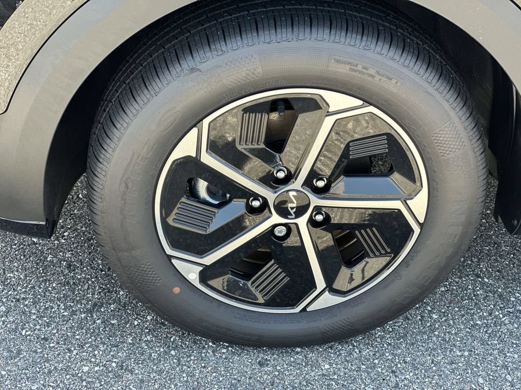 New 2026 Aurora Black Pearl Kia EX image 2