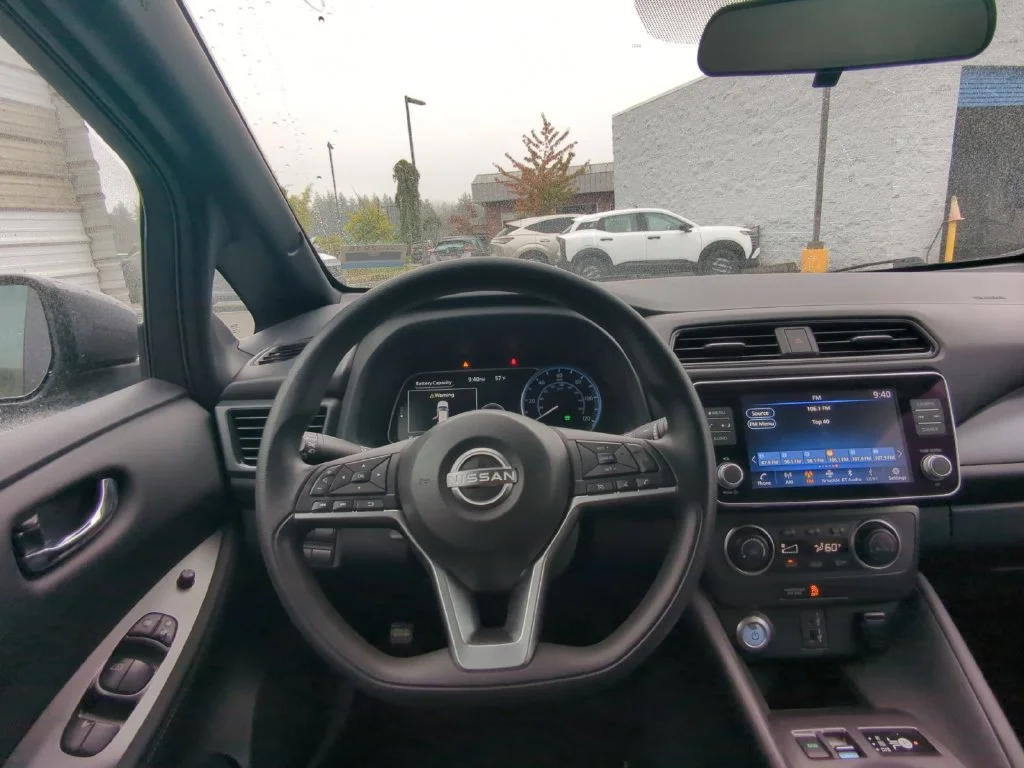 Used 2023 Gray Nissan S image 22