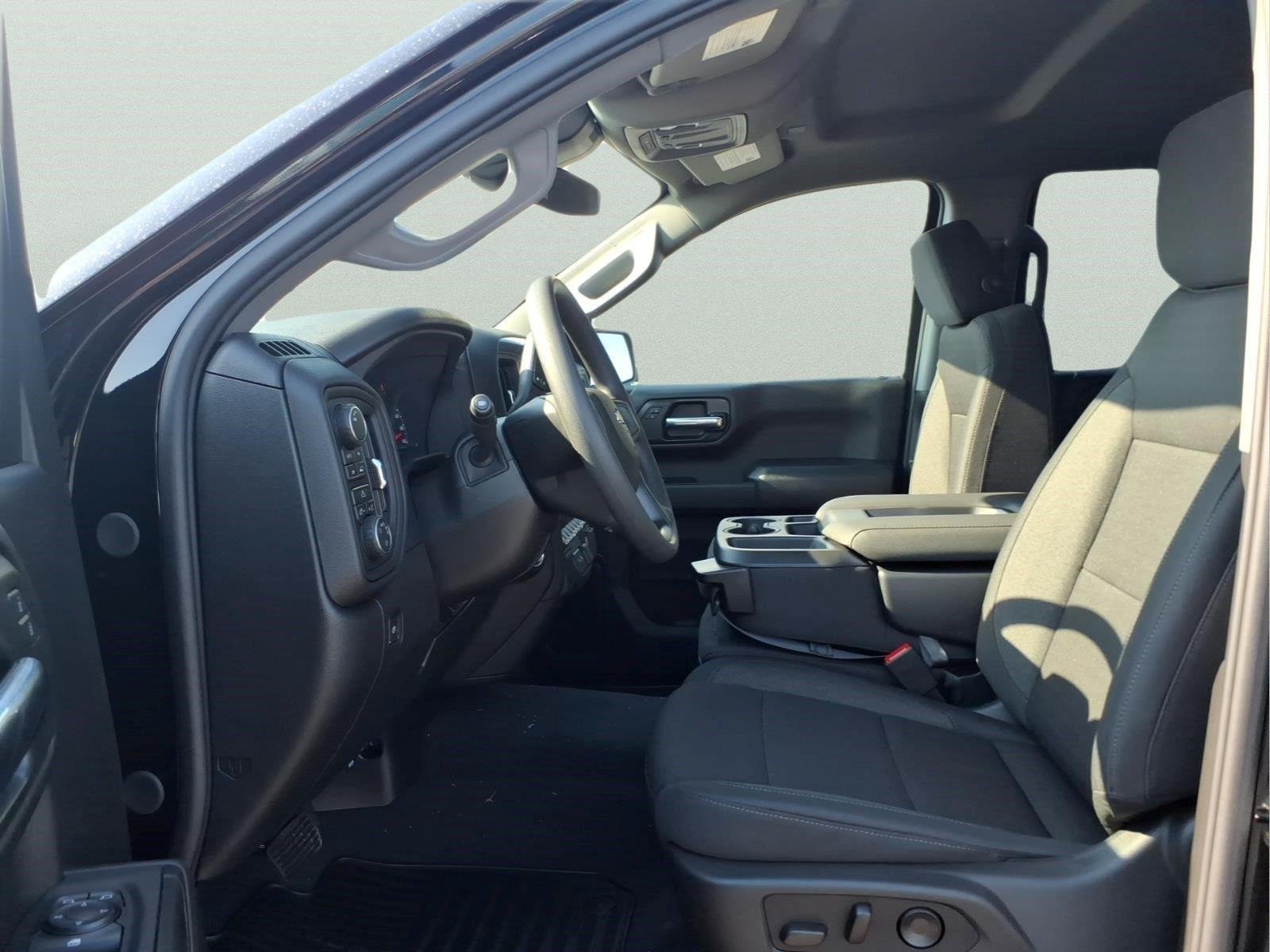 2026 Chevrolet Silverado 1500 Custom - Photo 15