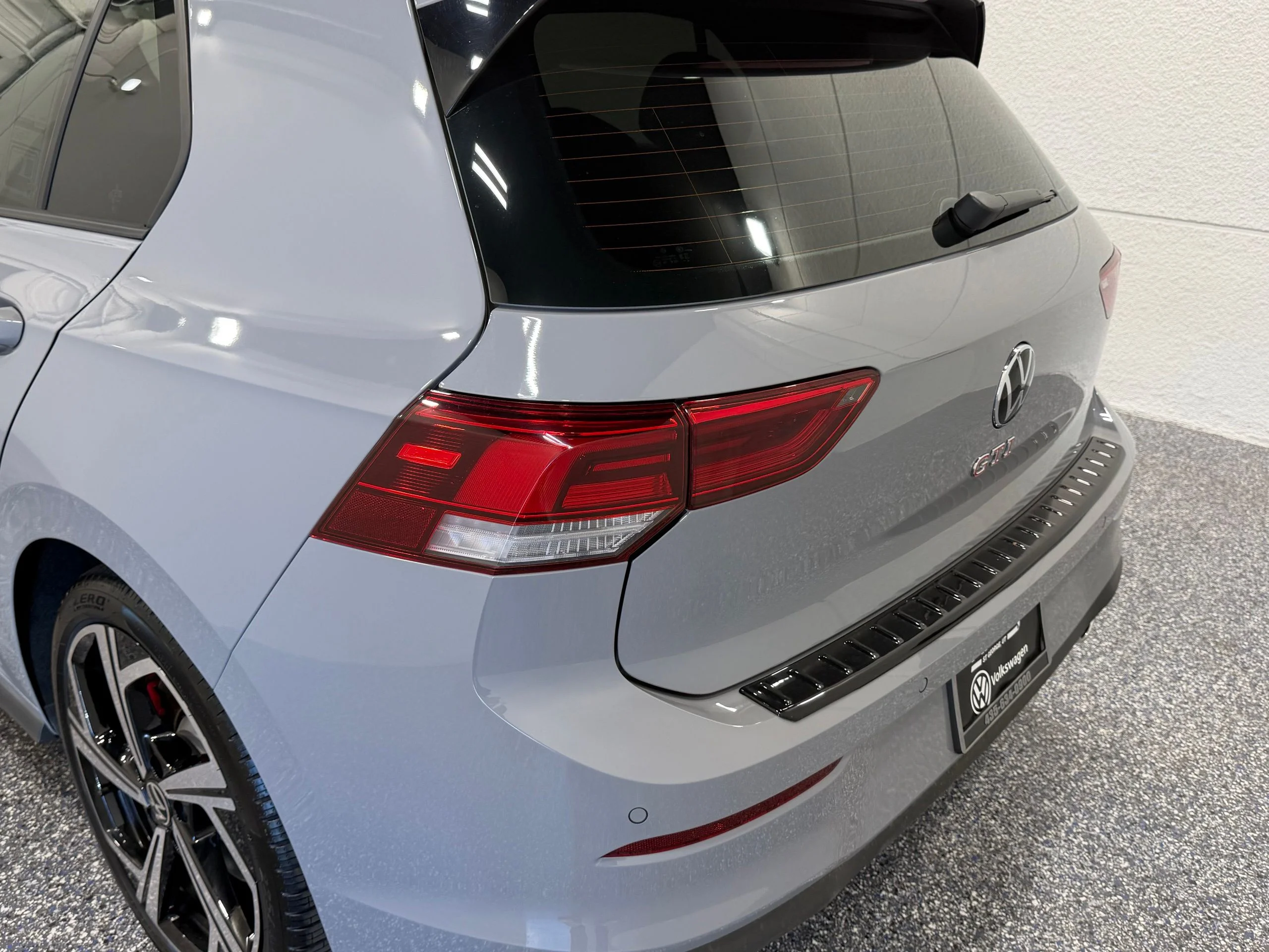 2025 Volkswagen Golf GTI SE - Photo 16