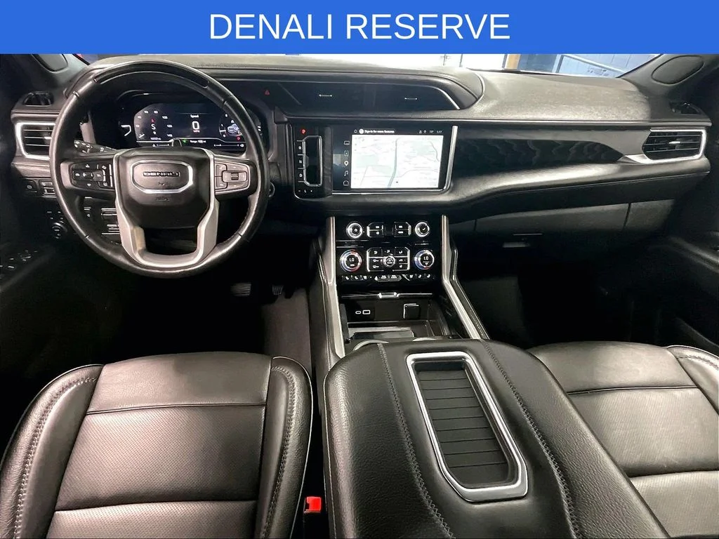 Used 2024 White GMC Denali image 22