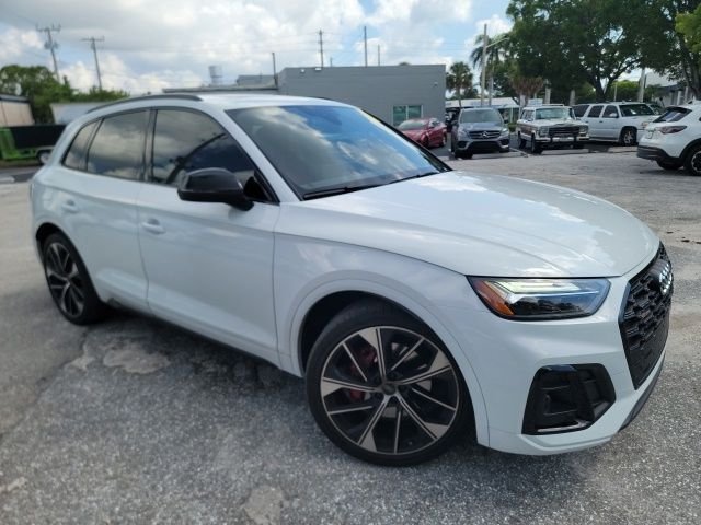 2024 Audi SQ5 Premium Plus's photo