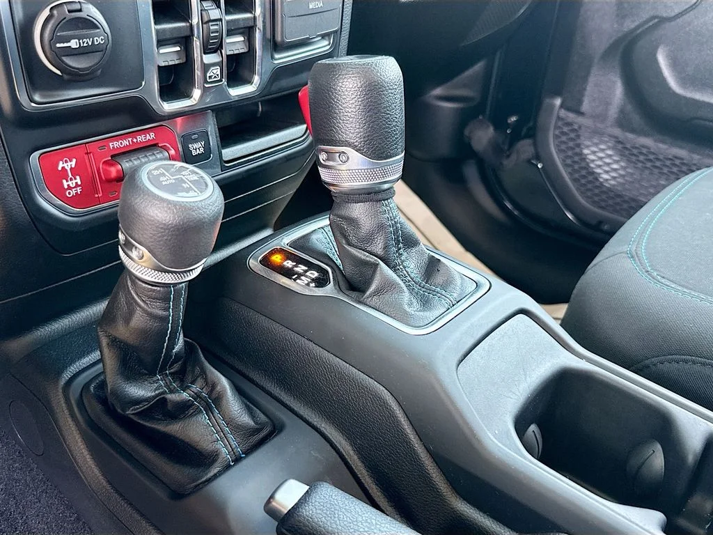 Used 2023 Black Jeep Rubicon 4xe image 18