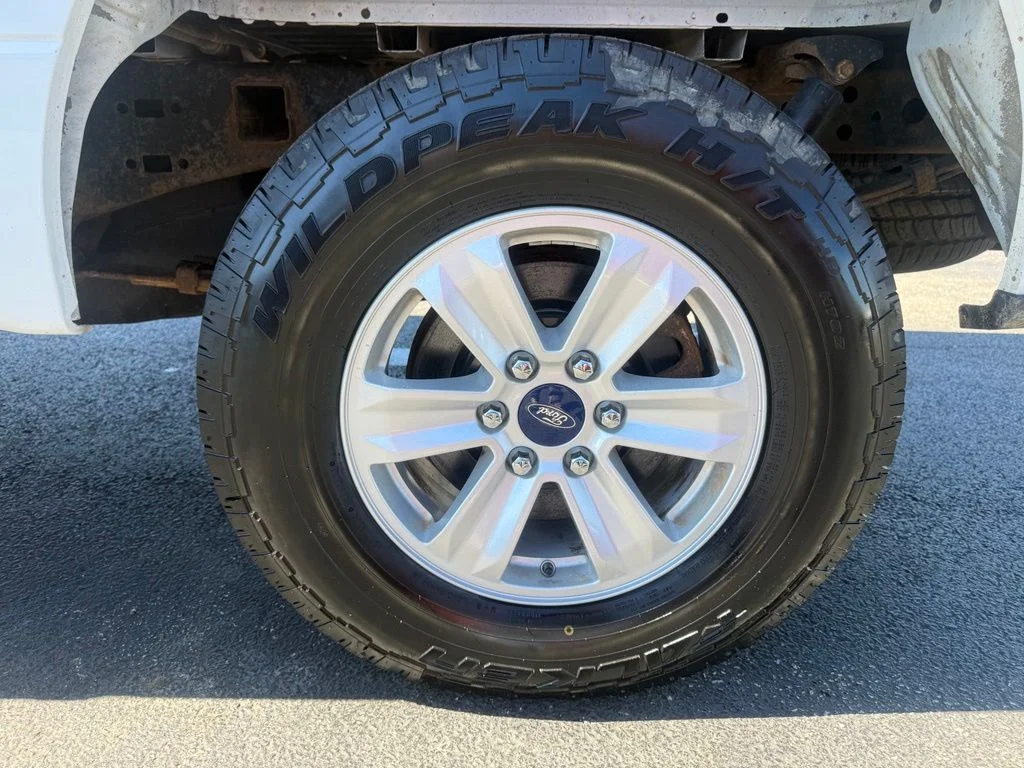 Used 2018 White Ford XLT image 40