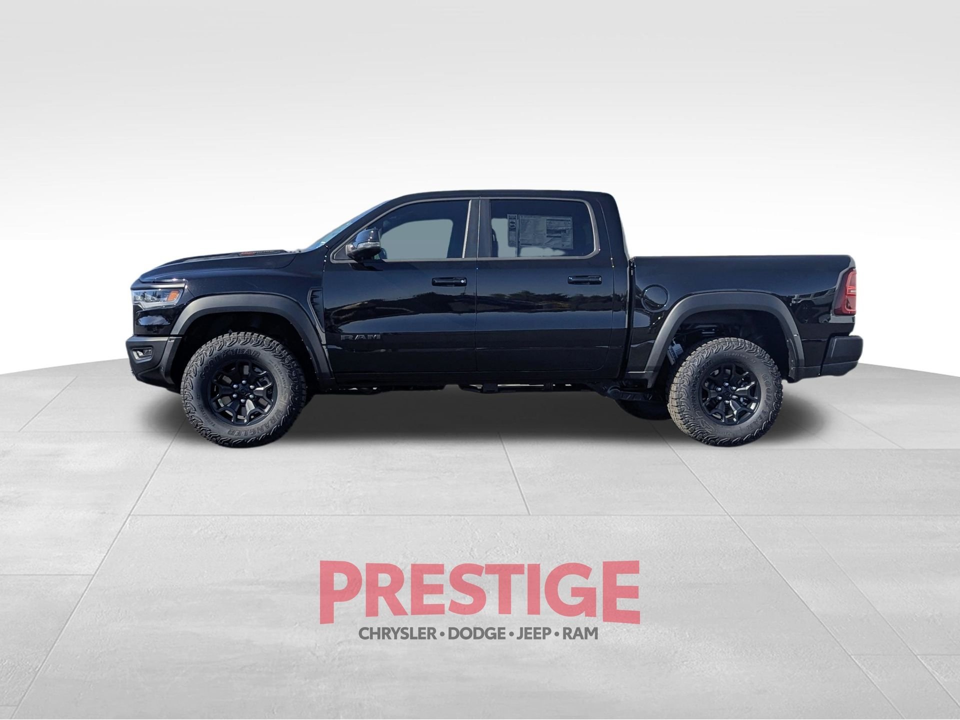 New 2026 Diamond Black Crystal Pearl-Coat Exterior Paint RAM RHO image 9
