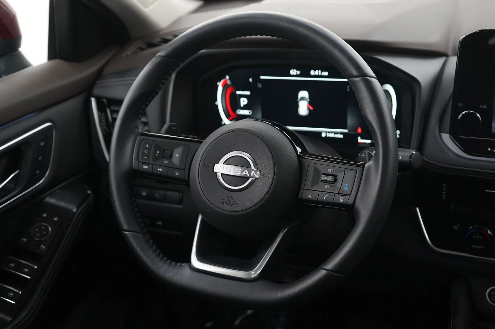 Used 2023 Scarlet Ember Tintcoat Nissan Platinum image 15