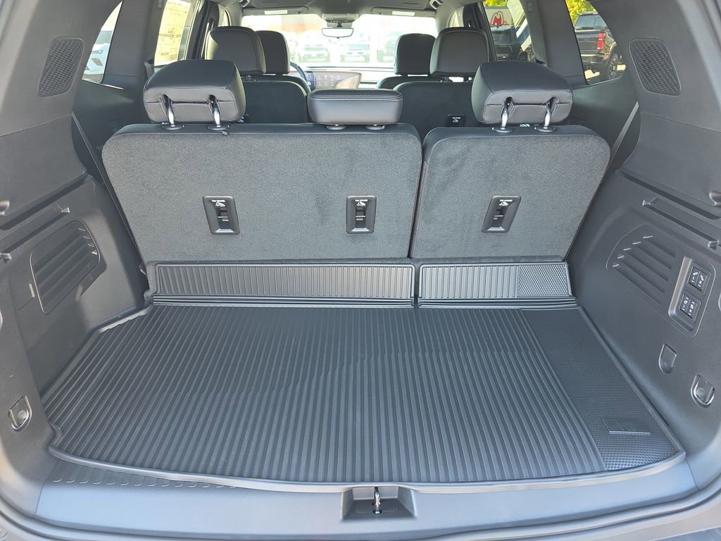2026 Buick Enclave Preferred - Photo 36