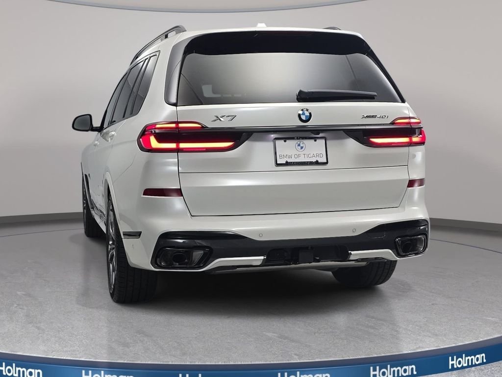 New 2027 Mineral White Metallic BMW xDrive40i image 6