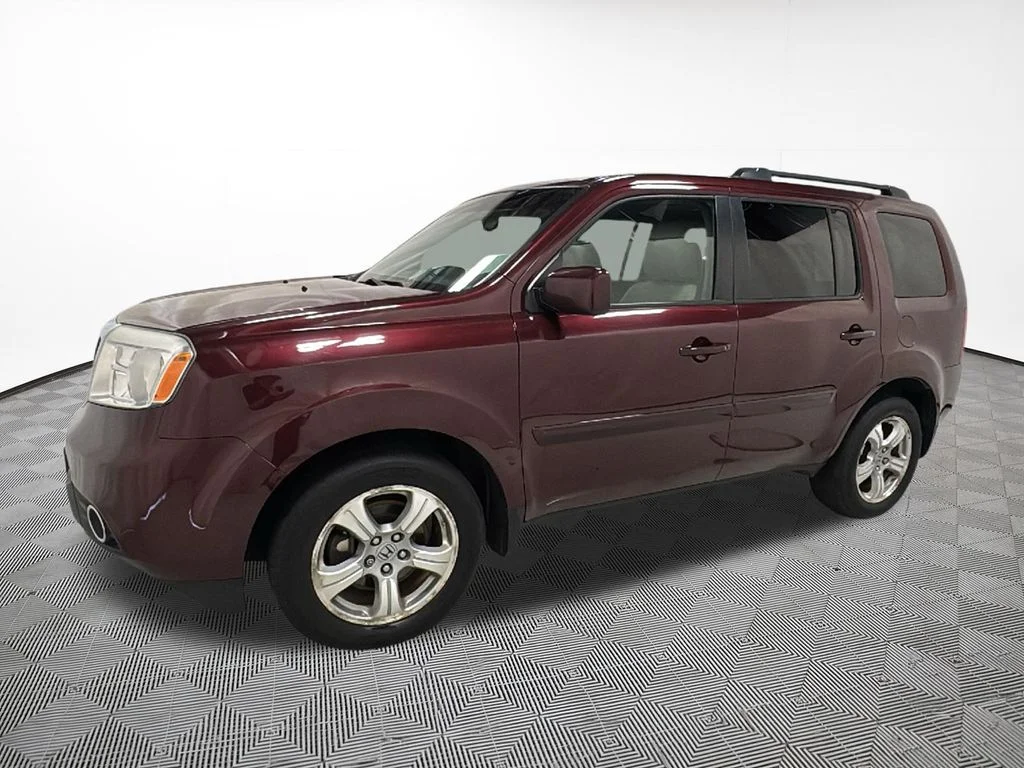 Used 2013 Honda Pilot EX-L with VIN 5FNYF4H54DB085778 for sale in Eau Claire, WI