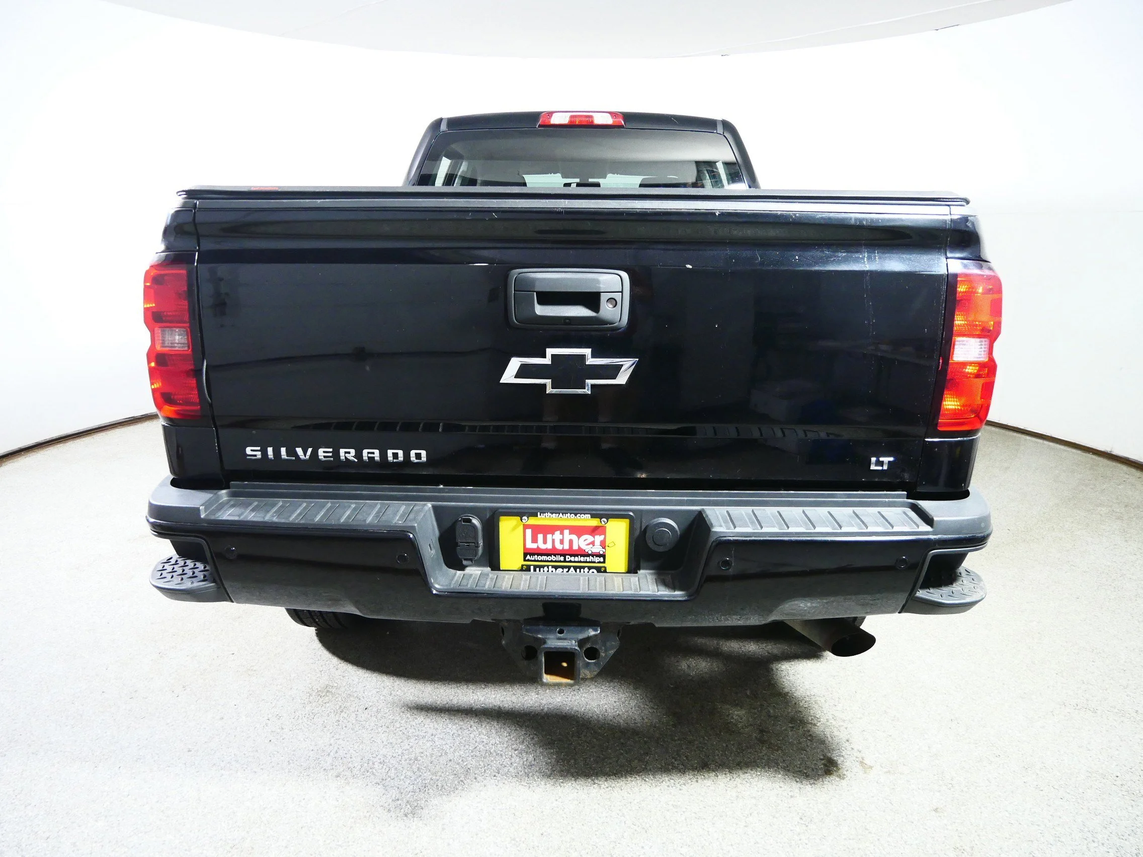 Used 2016 Black Chevrolet LT image 6