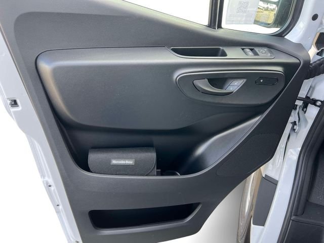 2026 Mercedes-Benz Sprinter Crew Van Base - Photo 19