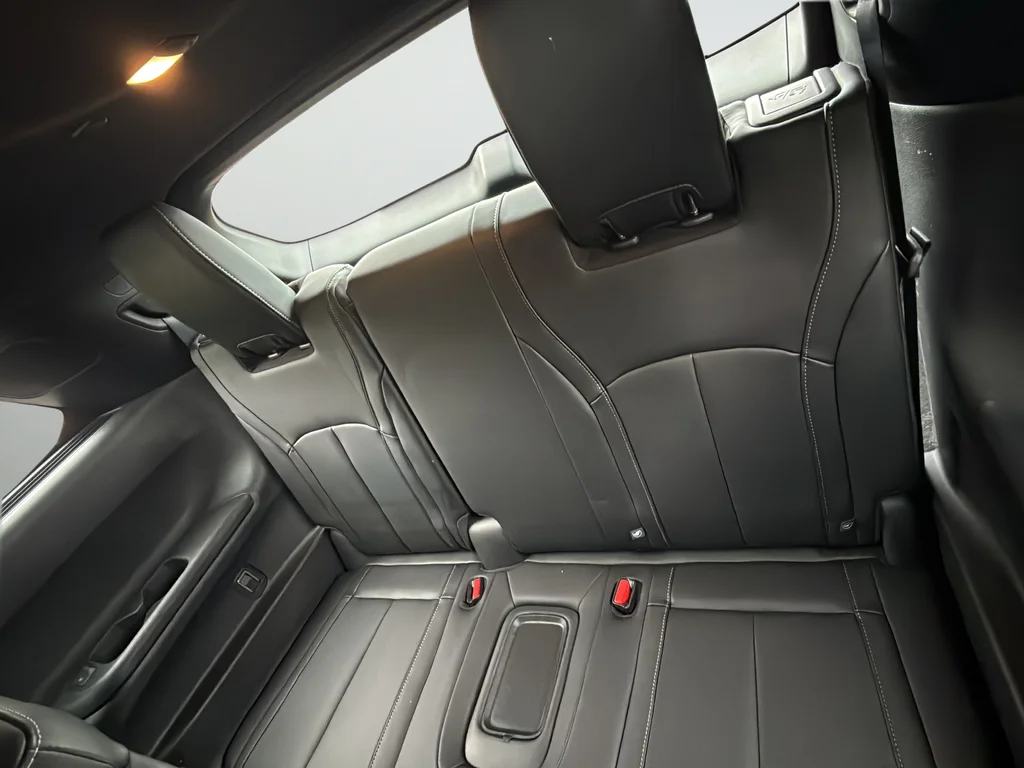 Used 2025 Gray INFINITI LUXE image 27