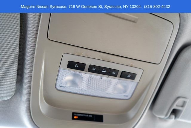 Used 2016 Green GMC SLT image 36